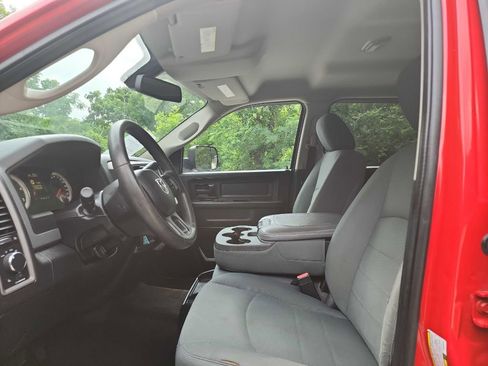 Used 2014 RAM 2500 Tradesman w/ Chrome Appearance Group AWD/4WD image 12