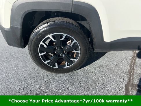 Certified 2023 Jeep Renegade Latitude image 11