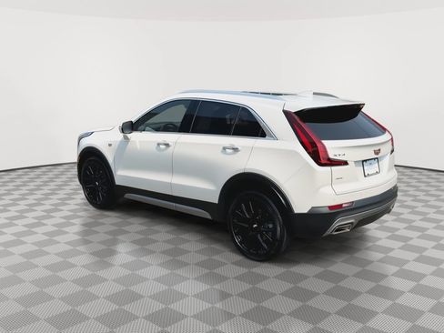 Used 2023 Cadillac XT4 Premium Luxury w/ Cold Weather Package AWD/4WD image 6