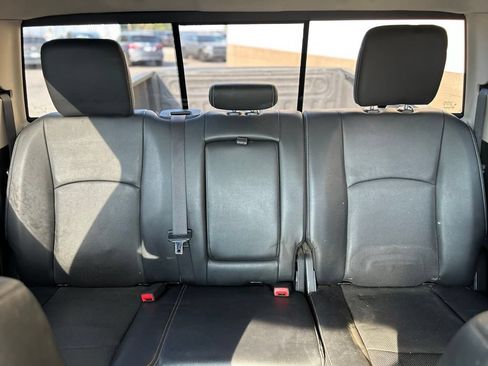 Used 2016 RAM 1500 Laramie AWD/4WD image 22