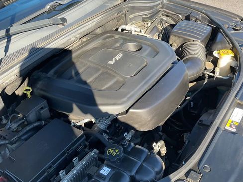 Used 2018 Jeep Grand Cherokee Limited image 62