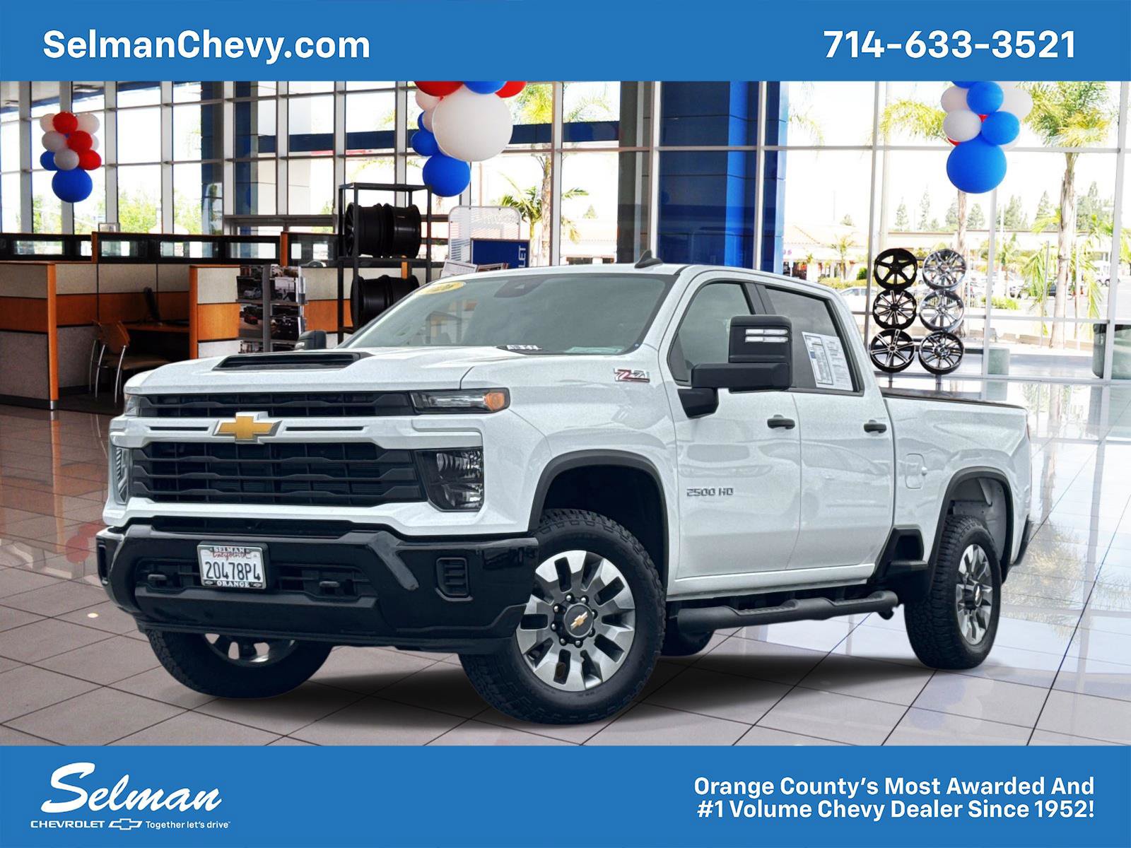 Used 2026 Chevrolet Silverado 2500 Custom w/ Custom Convenience Package AWD/4WD image 1