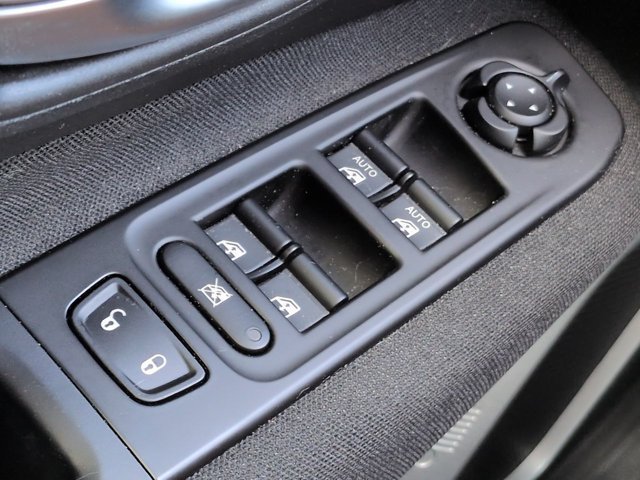 Used 2020 Jeep Renegade Sport AWD/4WD image 22