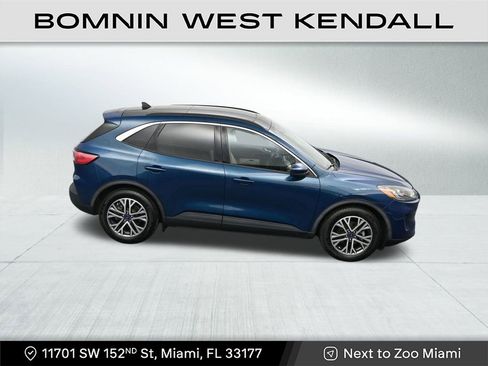 Used 2020 Ford Escape SEL image 18