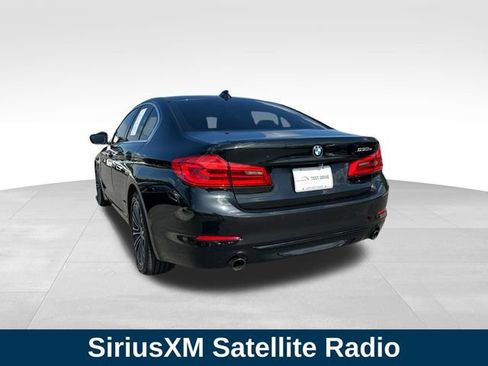 Used 2019 BMW 530e w/ Convenience Package RWD image 3