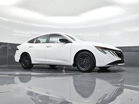 Used 2026 Nissan Sentra SV w/ Floor Mat Package FWD image 50
