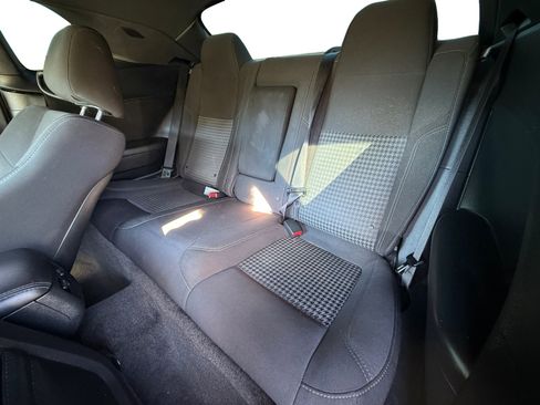 Used 2019 Dodge Challenger SXT image 16