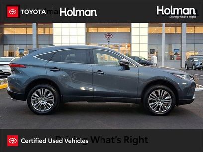 Certified 2022 Toyota Venza XLE