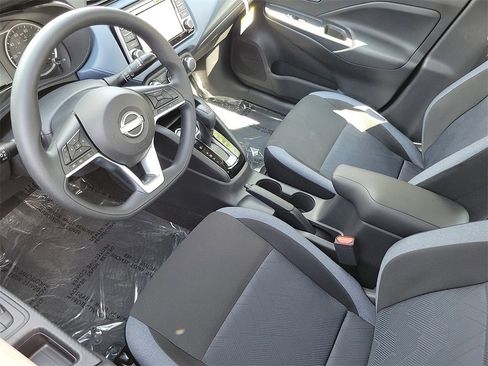 New 2025 Nissan Versa SV w/ Trunk Package image 5