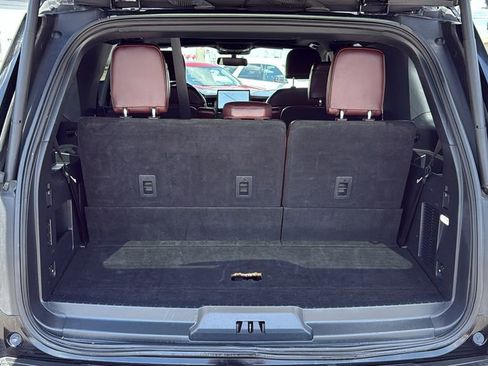 Used 2024 Ford Expedition Limited RWD image 29