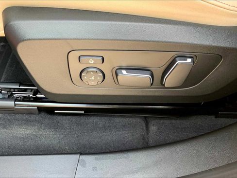 New 2026 BMW X3 xDrive30 w/ Premium Package image 16