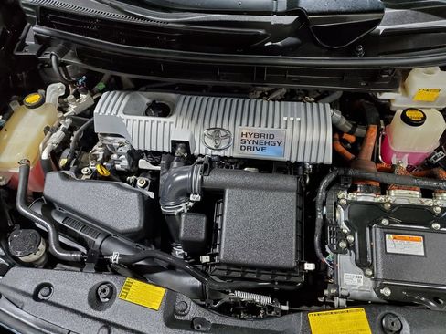 Used 2013 Toyota Prius Persona Series FWD image 43