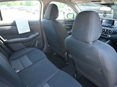 Used 2023 Nissan Sentra SV FWD image 33