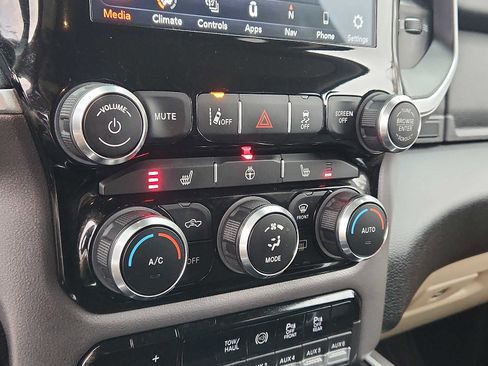 Used 2021 RAM 2500 Big Horn w/ Level 2 Equipment Group image 15