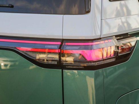 New 2025 Volkswagen ID. Buzz Pro S Plus image 13