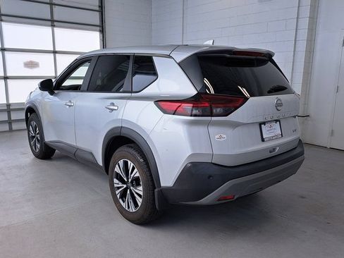 Used 2023 Nissan Rogue SV FWD image 7