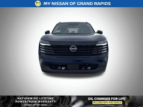 New 2026 Nissan Kicks SV w/ SV Premium Package image 2