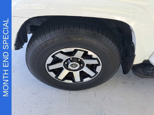 Used 2021 Toyota 4Runner TRD Off-Road Premium AWD/4WD image 29