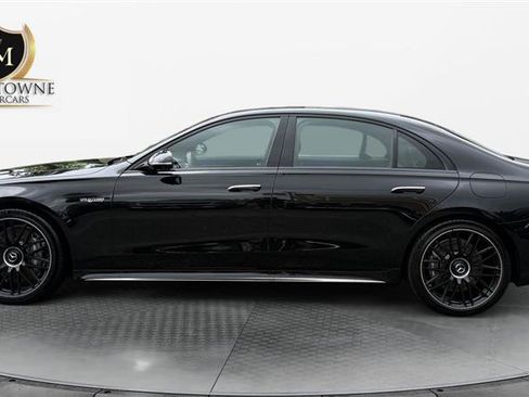 Used 2024 Mercedes-Benz S 63 AMG S image 2