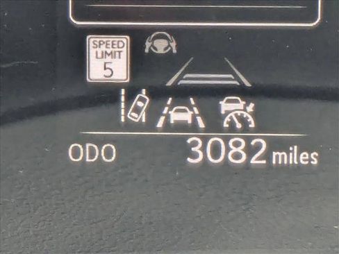 Used 2025 Lexus NX 250 FWD w/ Premium Package image 6