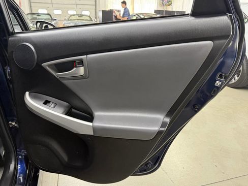Used 2015 Toyota Prius Four image 14