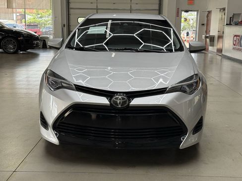Used 2019 Toyota Corolla LE FWD image 6