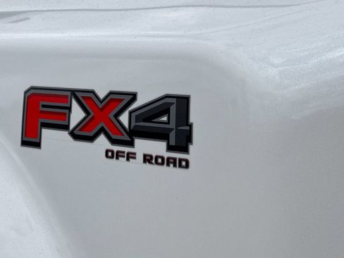 Certified 2026 Ford F350 Platinum w/ Platinum Plus Package AWD/4WD image 25