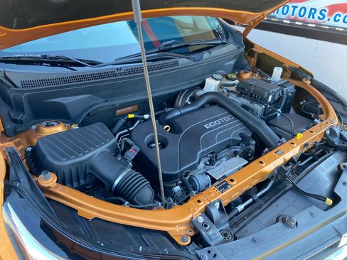 Used 2018 Chevrolet Equinox LS FWD image 28