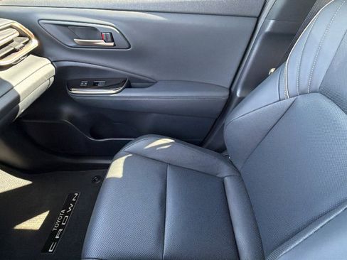 Certified 2025 Toyota Crown Signia Limited w/ Advanced Technology Package image 12