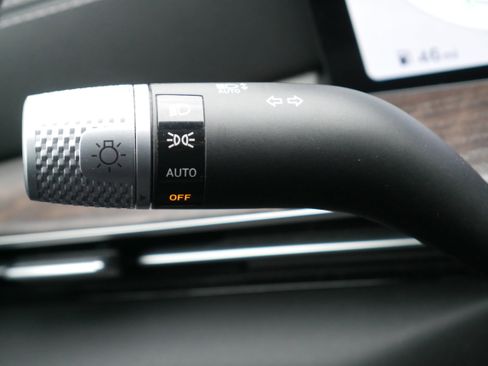 Certified 2025 Genesis GV80 3.5T Prestige image 30