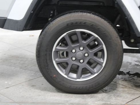 Used 2023 Jeep Gladiator Overland image 55