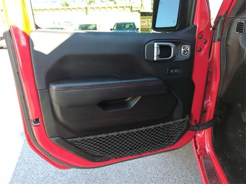 Used 2020 Jeep Wrangler Unlimited Rubicon image 16