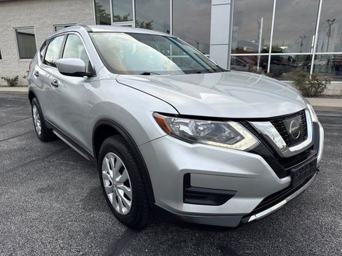Used 2017 Nissan Rogue S AWD/4WD image 1