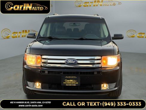 Used 2011 Ford Flex SEL w/ Rapid Spec Order Code image 2