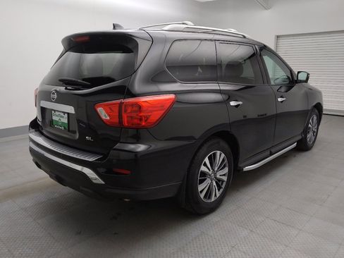 Used 2020 Nissan Pathfinder SL FWD image 9
