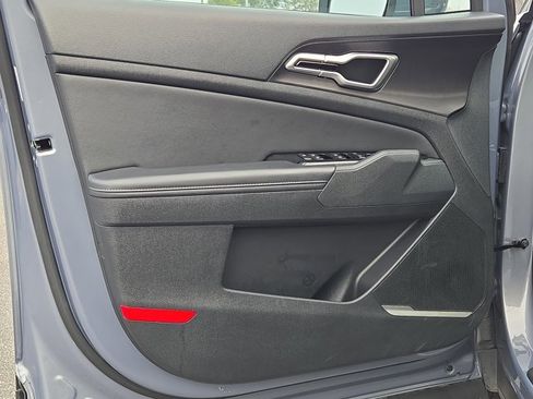 Certified 2024 Kia Sportage EX image 20