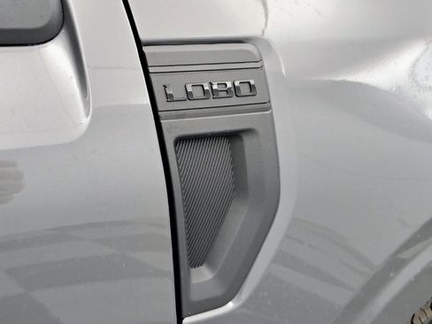 New 2026 Ford Maverick Lobo AWD/4WD image 12