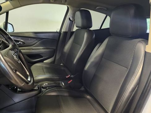 Used 2022 Buick Encore Preferred w/ Safety Package FWD image 12