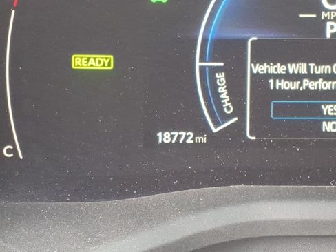 Used 2025 Toyota Camry SE w/ Multimedia Upgrade Package FWD image 21
