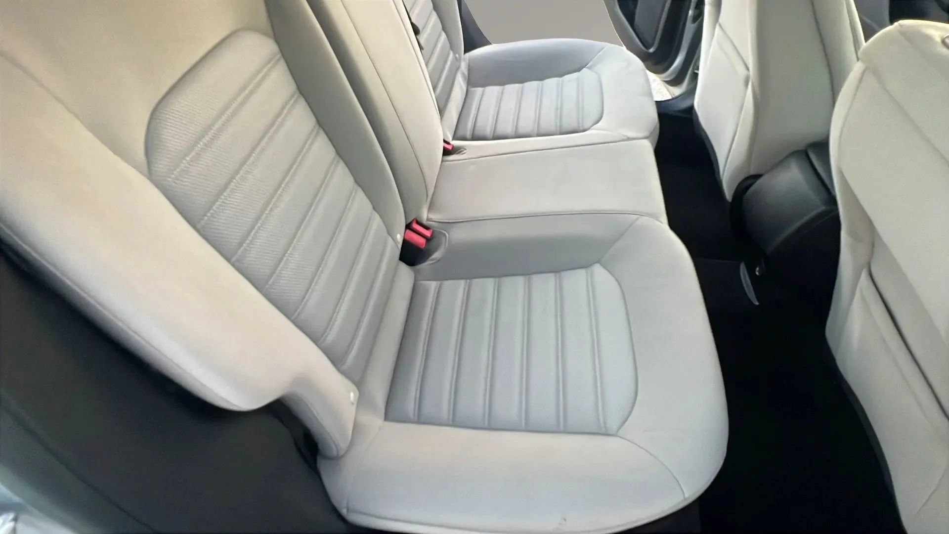 Used 2018 Ford Fusion S FWD image 19