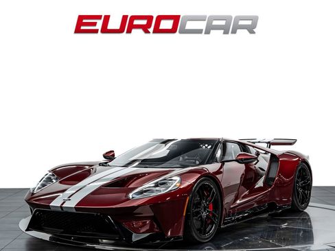Used 2018 Ford GT RWD image 1