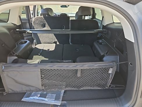 New 2026 Hyundai Ioniq 9 SEL image 27