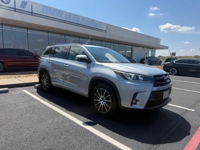 Used 2017 Toyota Highlander SE