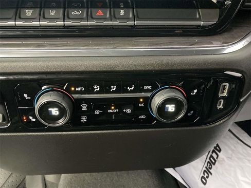 Used 2024 Chevrolet Silverado 2500 LTZ image 21