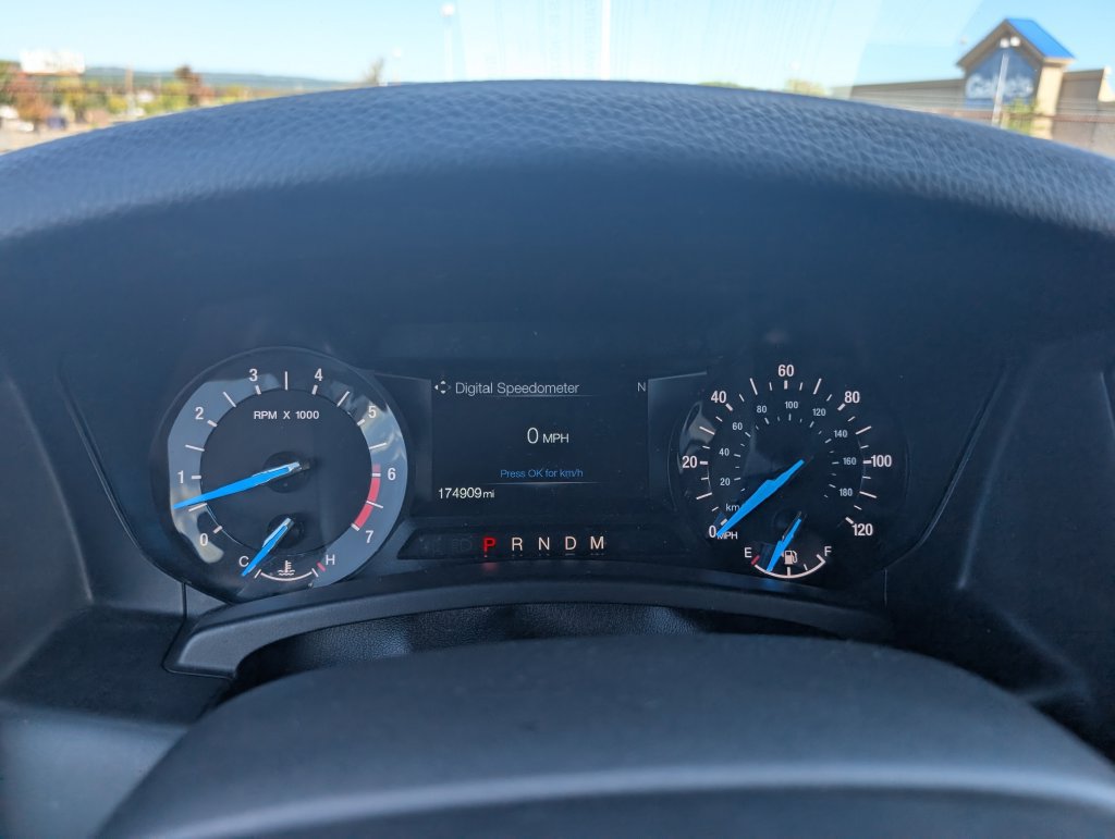 Used 2017 Ford Expedition XLT AWD/4WD image 18
