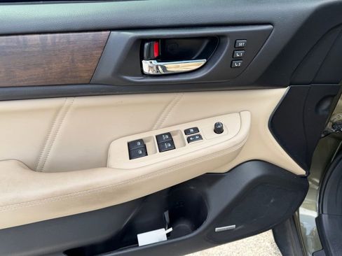 Used 2018 Subaru Outback 2.5i Limited image 23