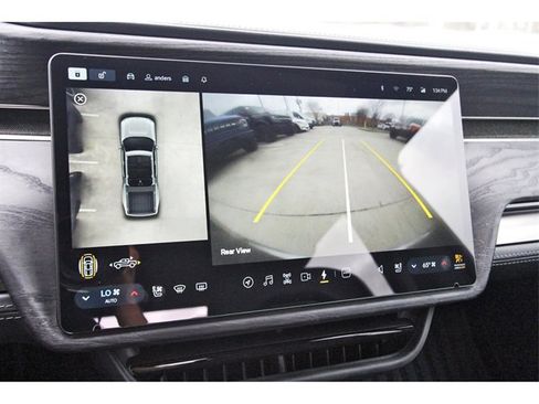 Used 2022 Rivian R1T Adventure image 24