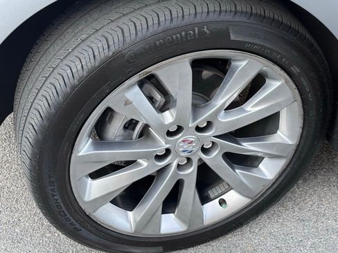 Used 2023 Buick Envision Avenir image 21