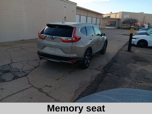 Used 2017 Honda CR-V Touring image 4