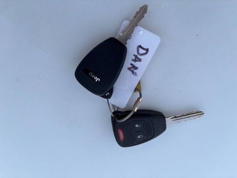 Used 2015 Jeep Patriot Sport w/ Power Value Group AWD/4WD image 31